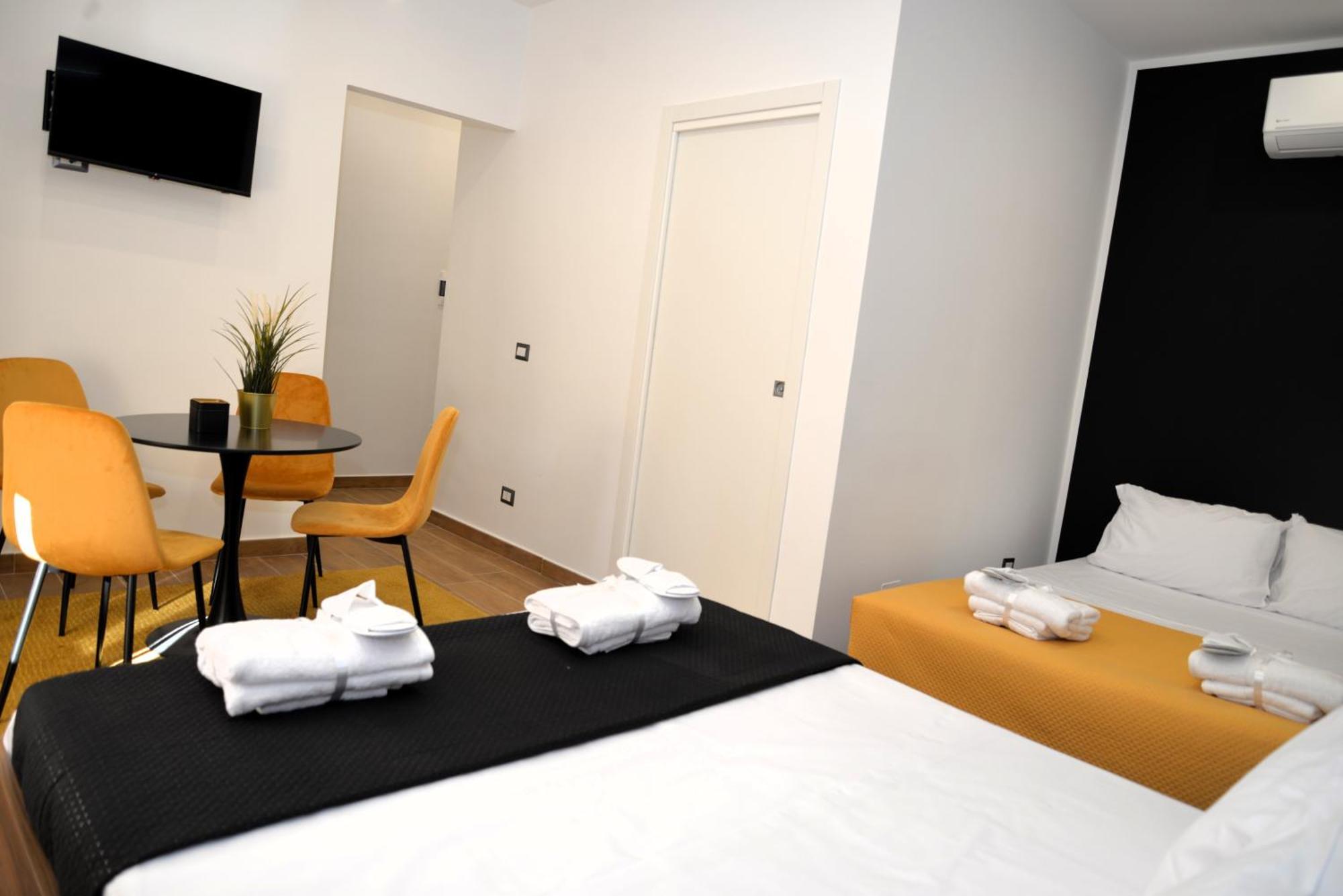 Blackwoody Contemporary Rooms - Napoli Centro Storico 外观 照片