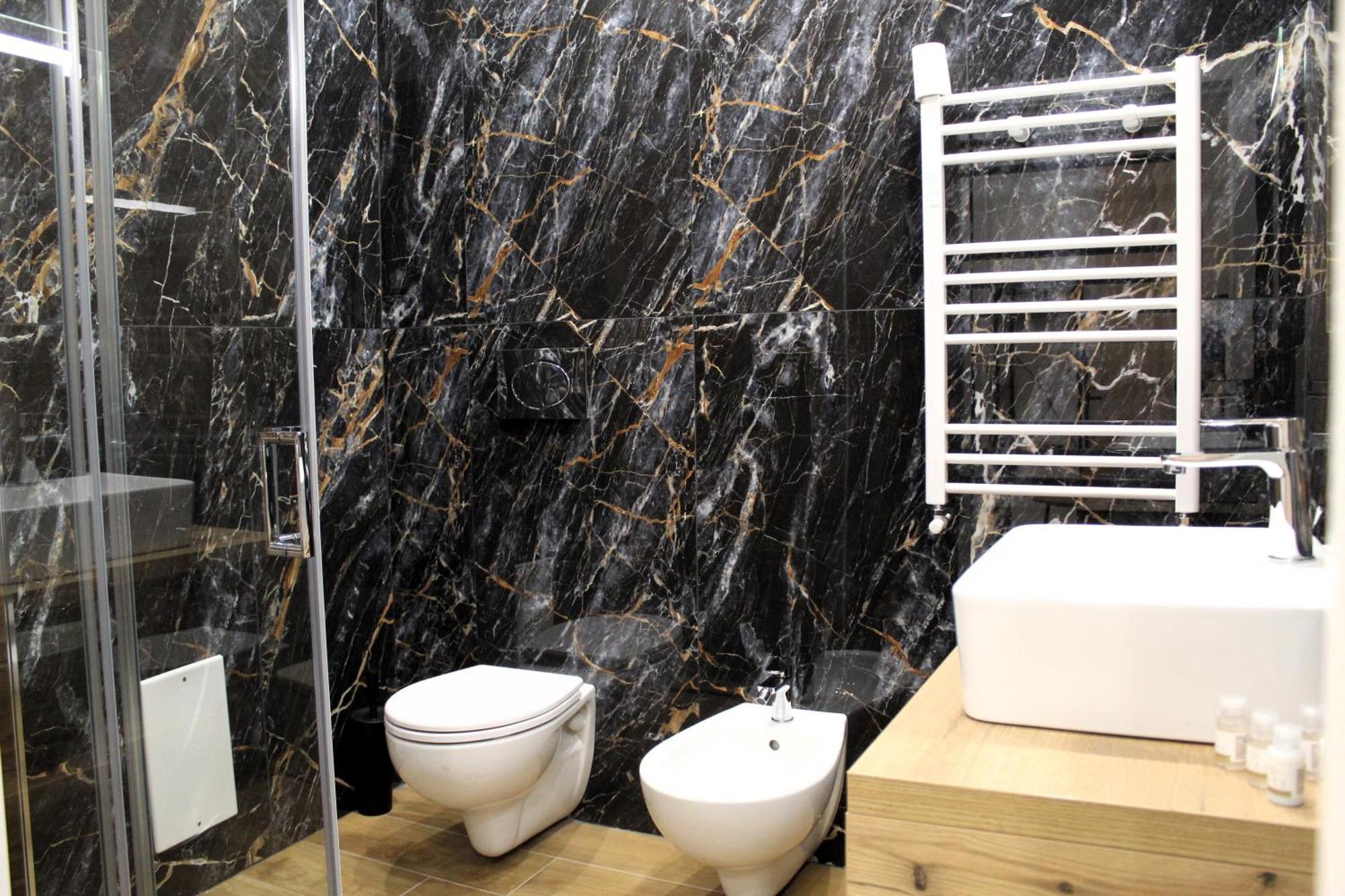 Blackwoody Contemporary Rooms - Napoli Centro Storico 外观 照片