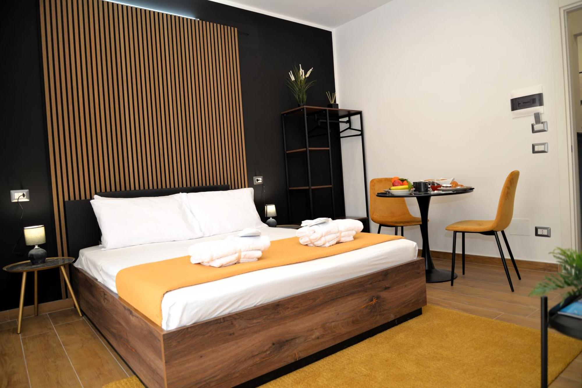 Blackwoody Contemporary Rooms - Napoli Centro Storico 外观 照片