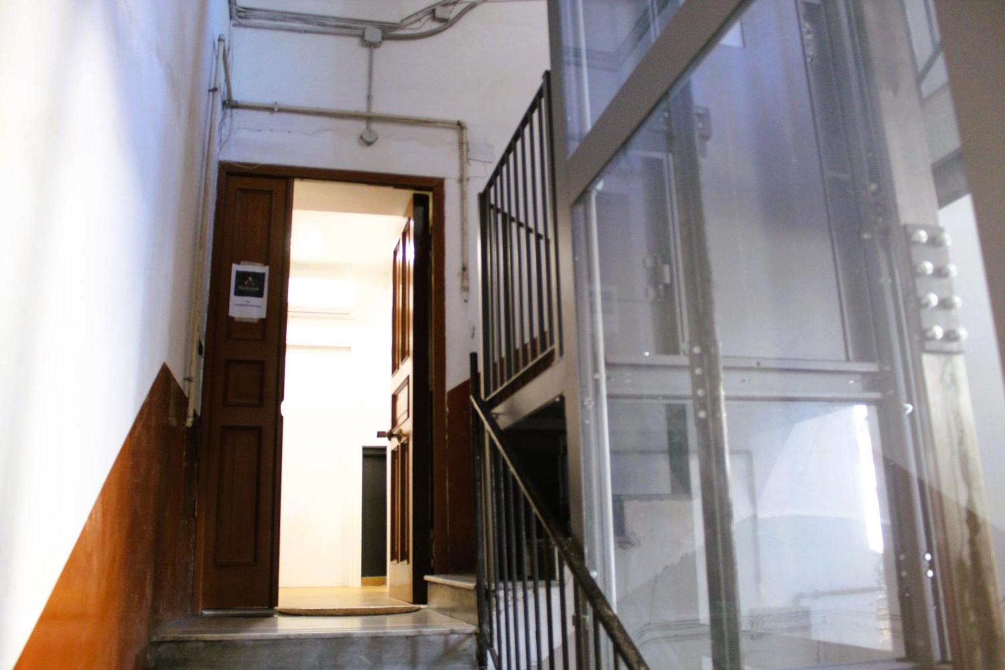 Blackwoody Contemporary Rooms - Napoli Centro Storico 外观 照片